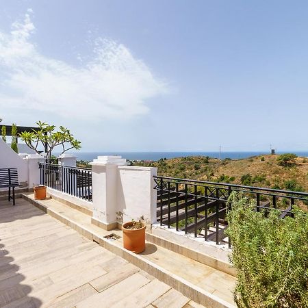 Fantastico Atico Duplex En Marbella Apartment Exterior photo